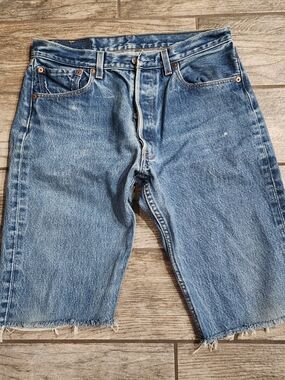 Vintage levis 501xx Cutoff Mens Shorts 33w